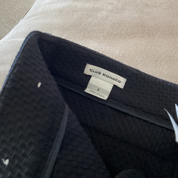 Club Monaco cropped pants - Picture 2 of 2